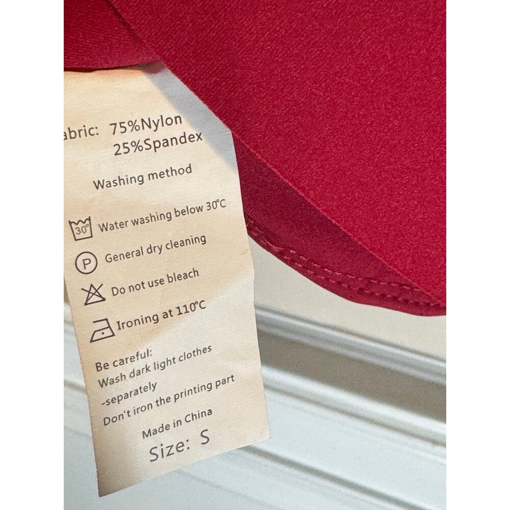 Women’s Crossback Sports Bra Scarlet Red Workout Gym Top PHERO Movement Small - Picture 4 of 4